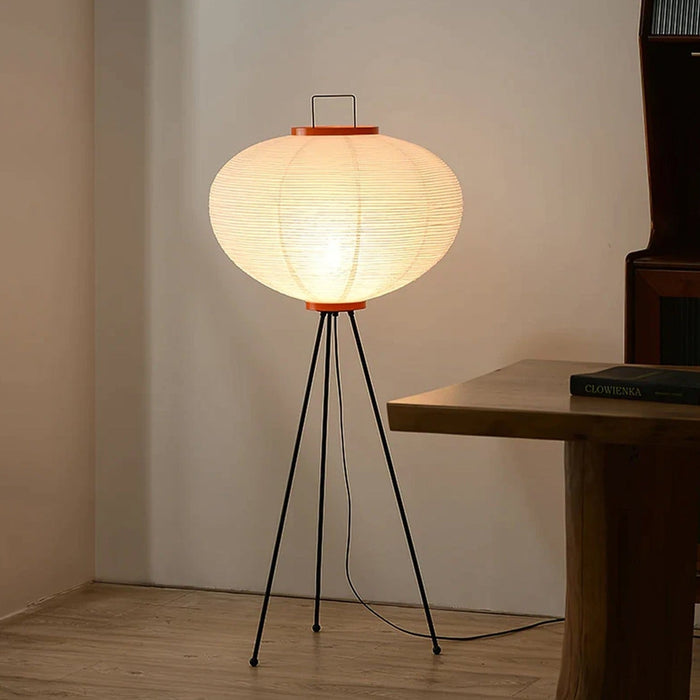 Taavita Floor Lamp - Elegant Minimalist Lighting for a Calming Atmosphere