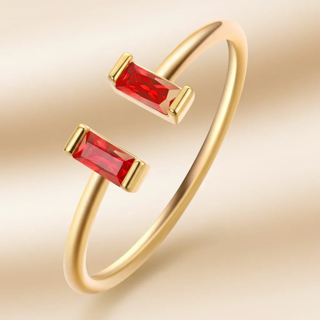 Customizable Gemstone Ring in Gold - Elegant Everyday Accessory