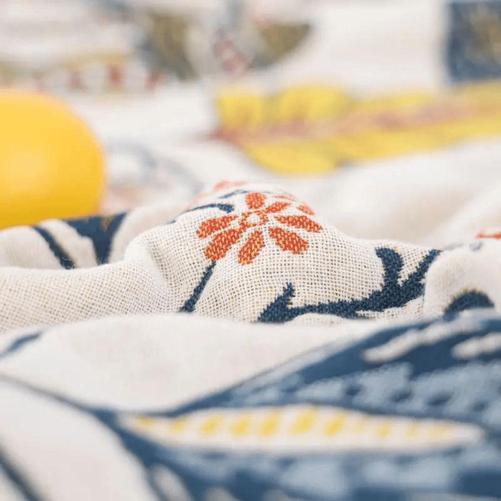 Chic Cotton Throw Blanket - Dual-Sided Floral Design