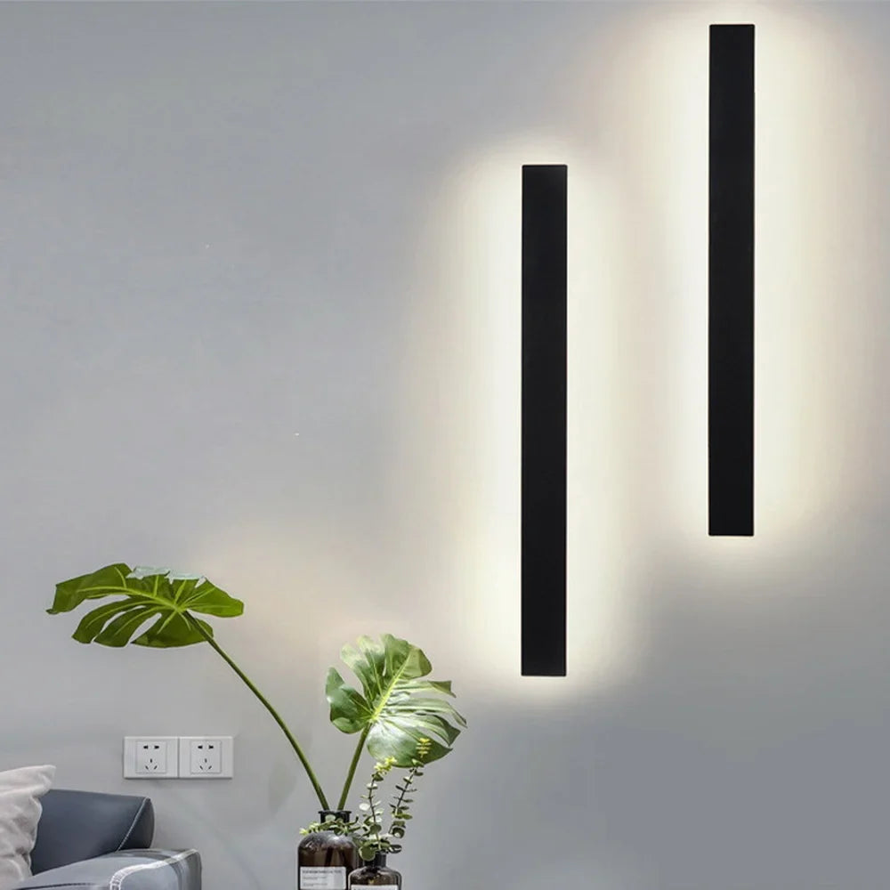 Taavita Wall Lamp Linear Black - Minimalist Elegance for Your Home