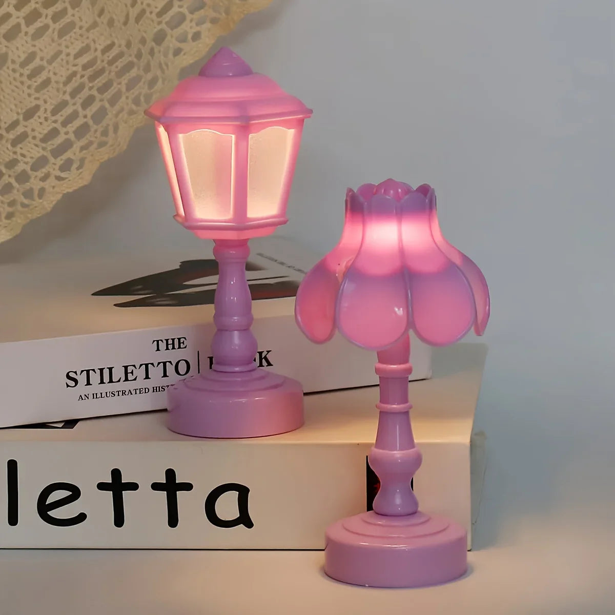 Serene Blossom LED Night Lamp - Modern Battery-Powered Table Light