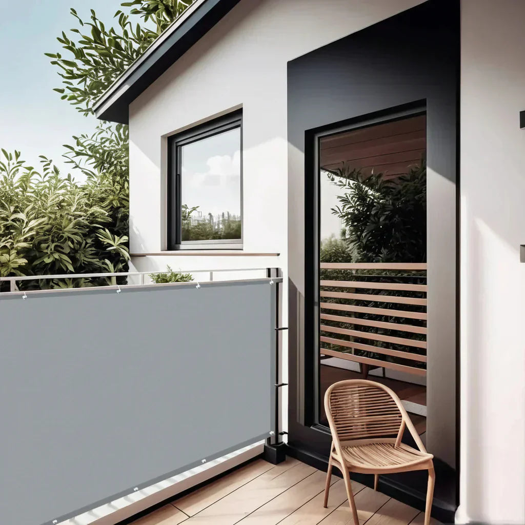 SunGuard Privacy Screen: UV-Resistant and Waterproof Barrier for Outdoor Spaces