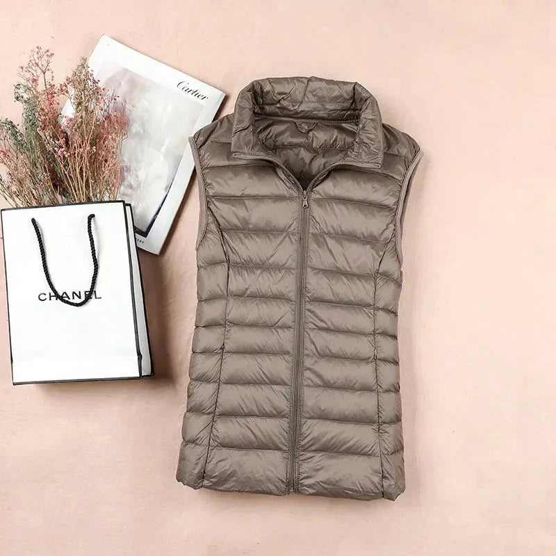 ChicSleeve Women's Lightweight Down Vest for Cold Weather