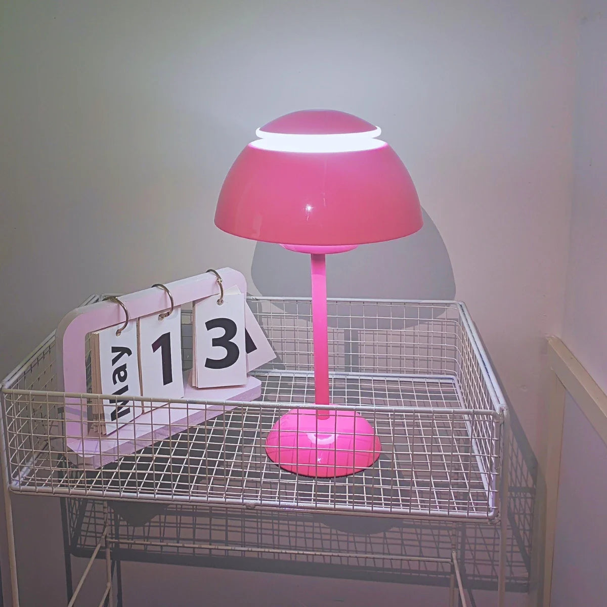 Smart Touch-Controlled LED Mushroom Lamp with Adjustable Colors