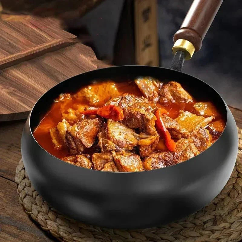 HeritageCraft Hand Forged Cast Iron Skillet with Wooden Handle (24/28 cm)