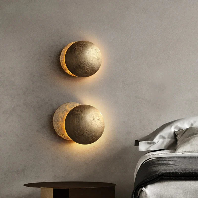 Lunar Glow Wall Sconce – Vintage LED Fixture for Any Space