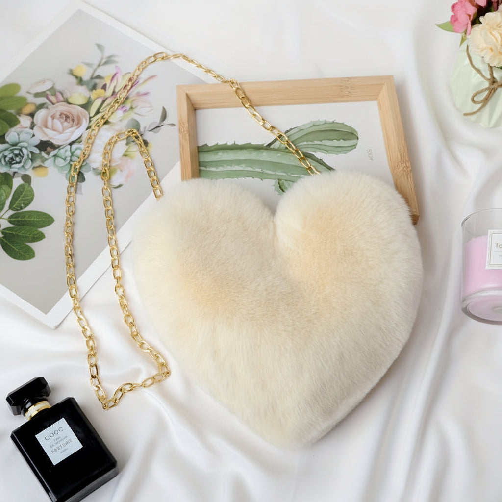 Chic Heart-Shaped Crossbody Bag in Soft Faux Fur