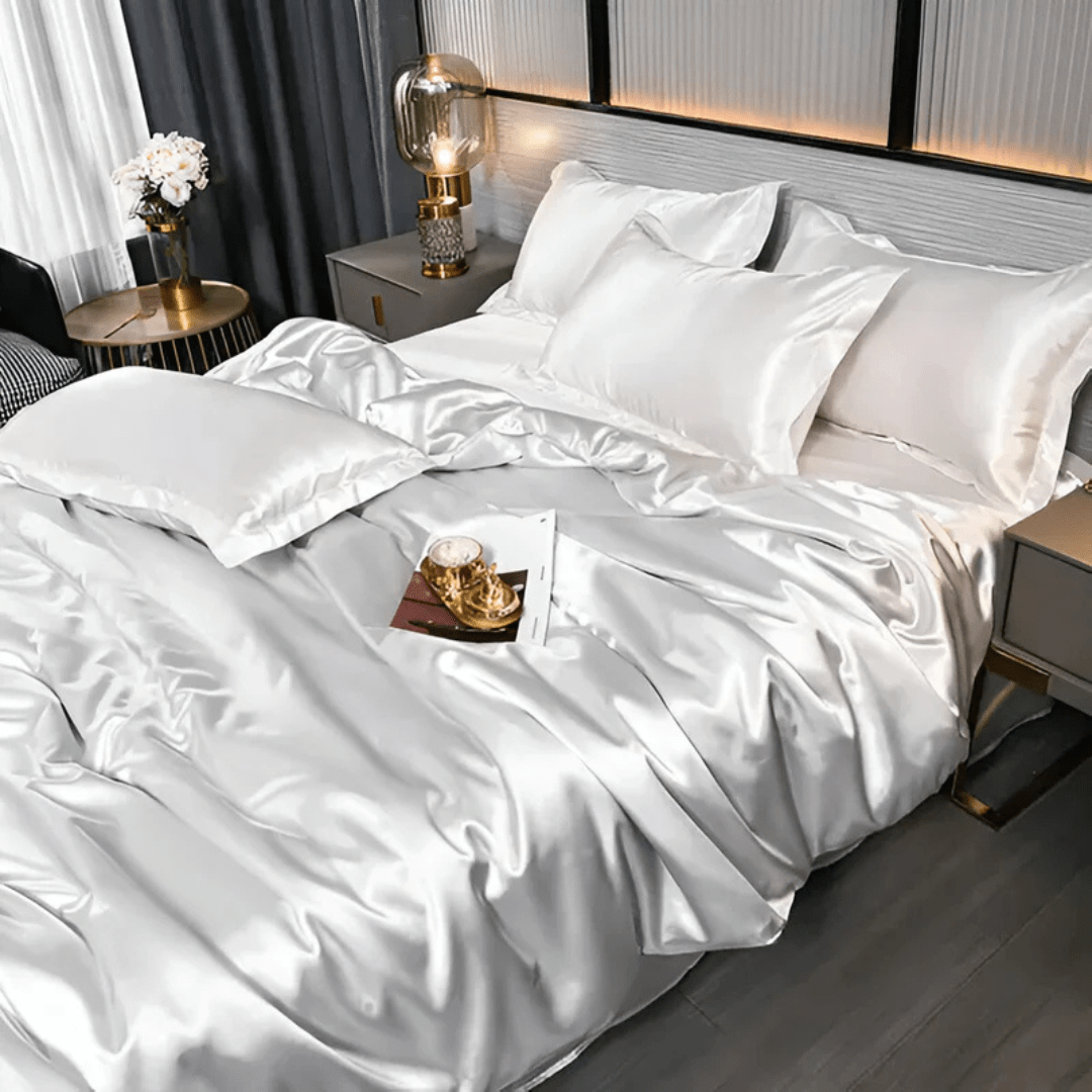 LuxeChill Premium Polyester Bedding Set for Cozy Living
