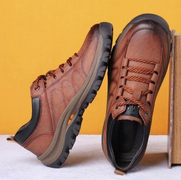 EverDry Leather Hiking Shoes for Comfort and Adventure