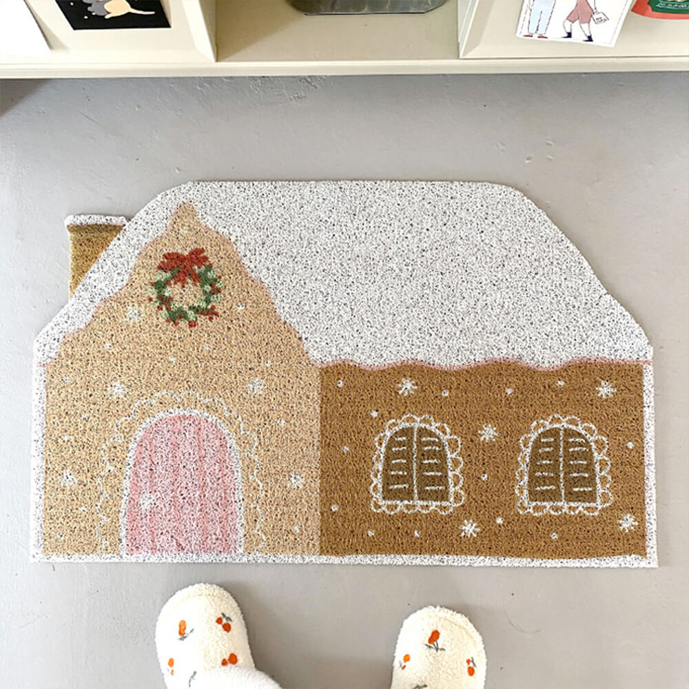Cozy Haven Non-Slip Holiday Rug with Gingerbread Design