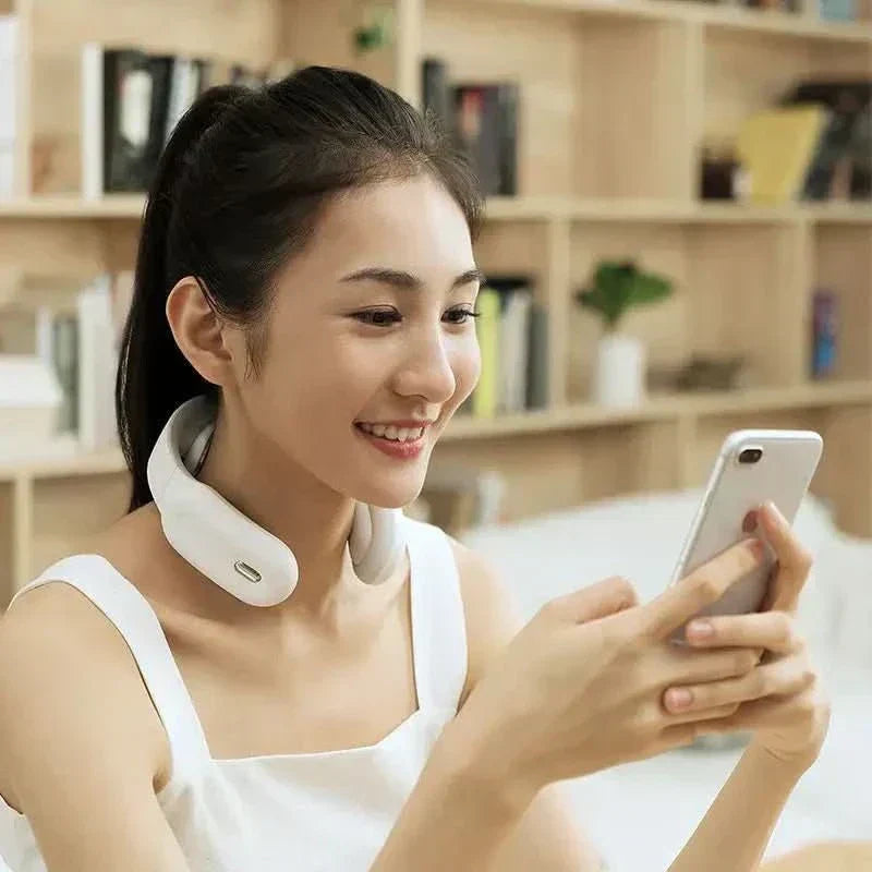 SoothingWave Neck Massager with Heat for Ultimate Relaxation