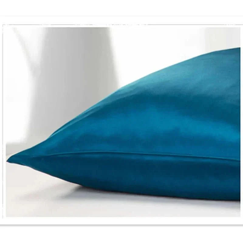 Silk Serenity Pillow Cover - Elevate Your Sleep Experience