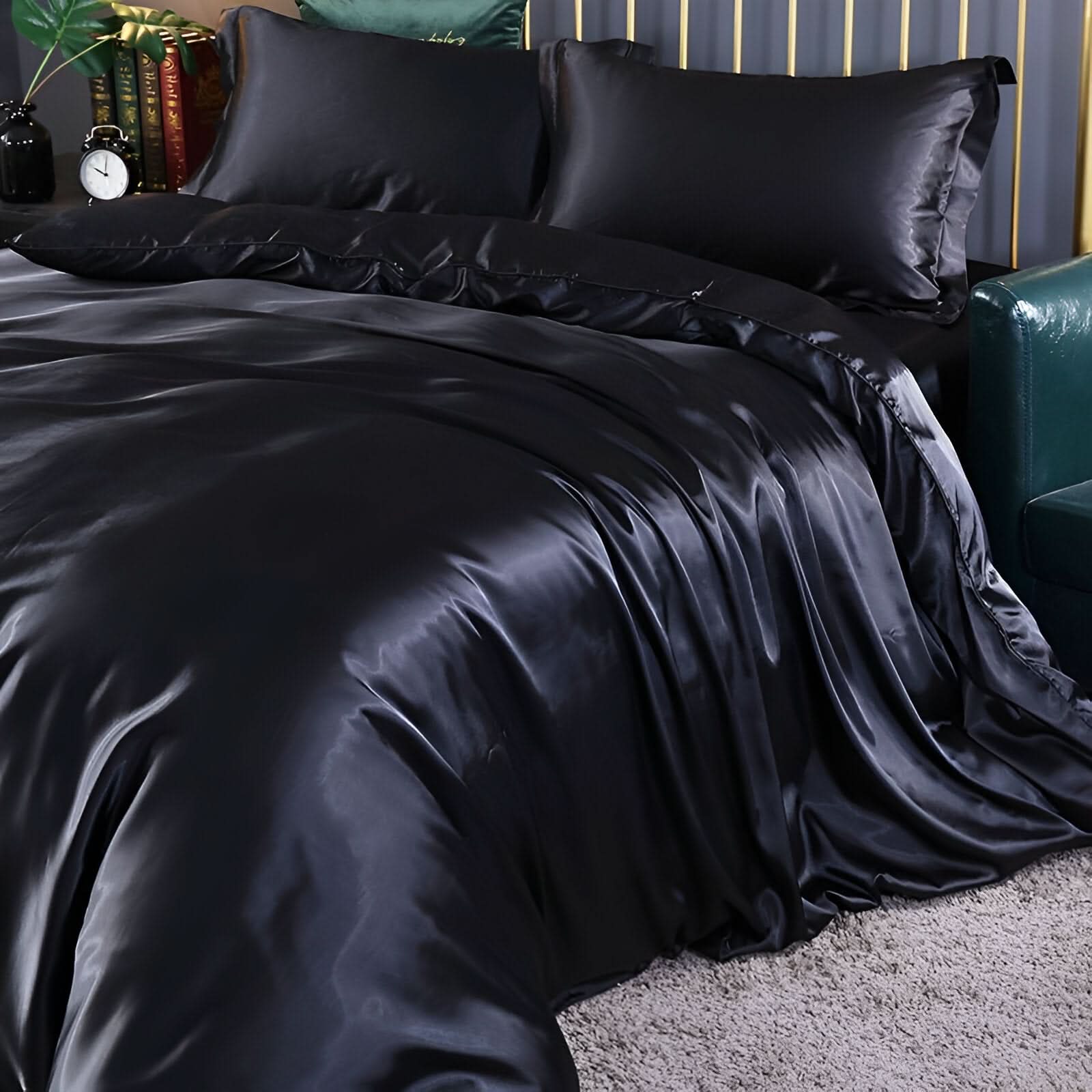 Hypoallergenic Mulberry Silk Bedding Set for Comfortable Sleep