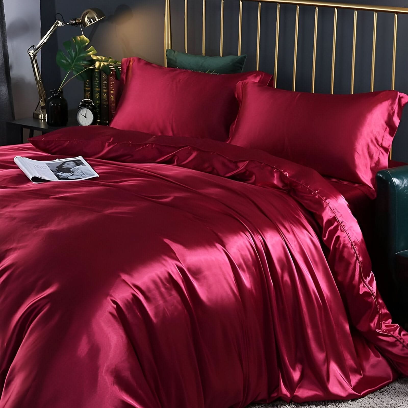 Hypoallergenic Mulberry Silk Bedding Set for Comfortable Sleep