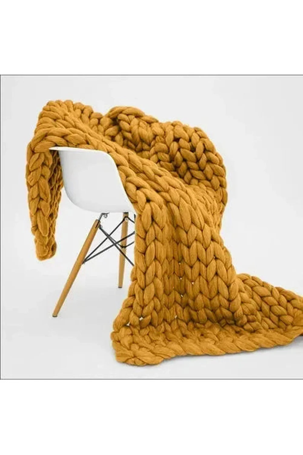Chunky Knit Throw Blanket | Plush Softness | Cozy Warmth for Chilly Nights | Polyester