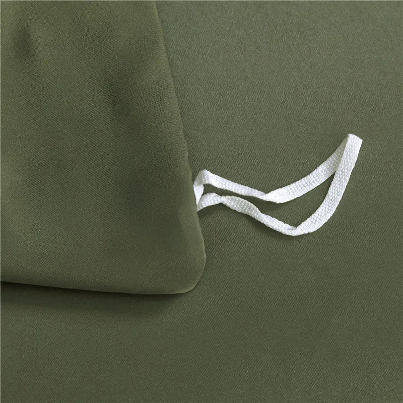 Temperature-Regulating Silk Duvet Cover – Breathable Comfort for All Seasons