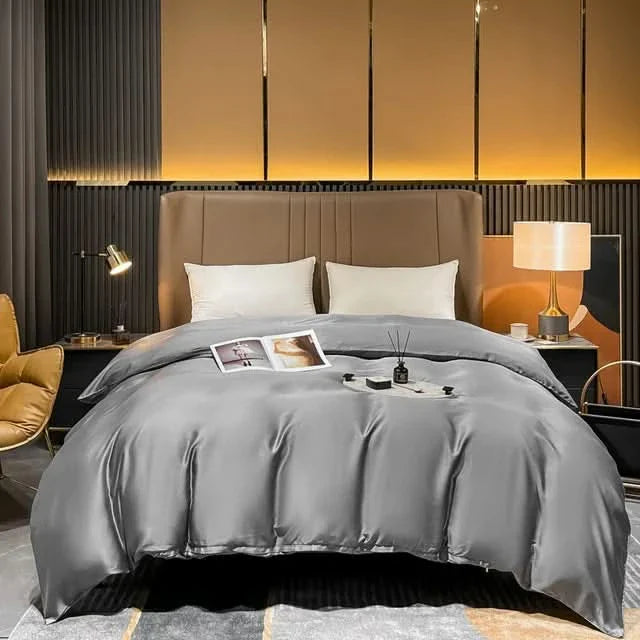 Luxurious Duvet Cover Made of Mulberry Silk with Zipper Closure
