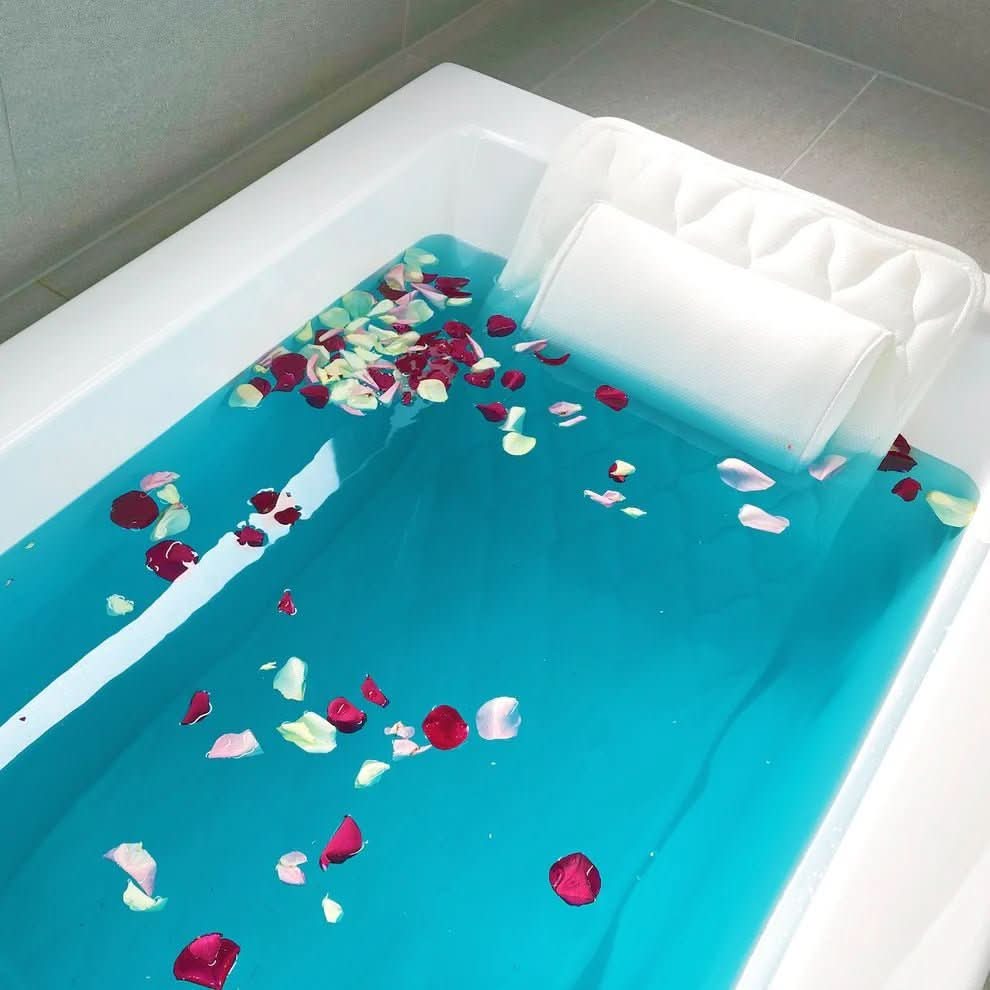SerenityWave Full-Body Bath Cushion for Ultimate Relaxation