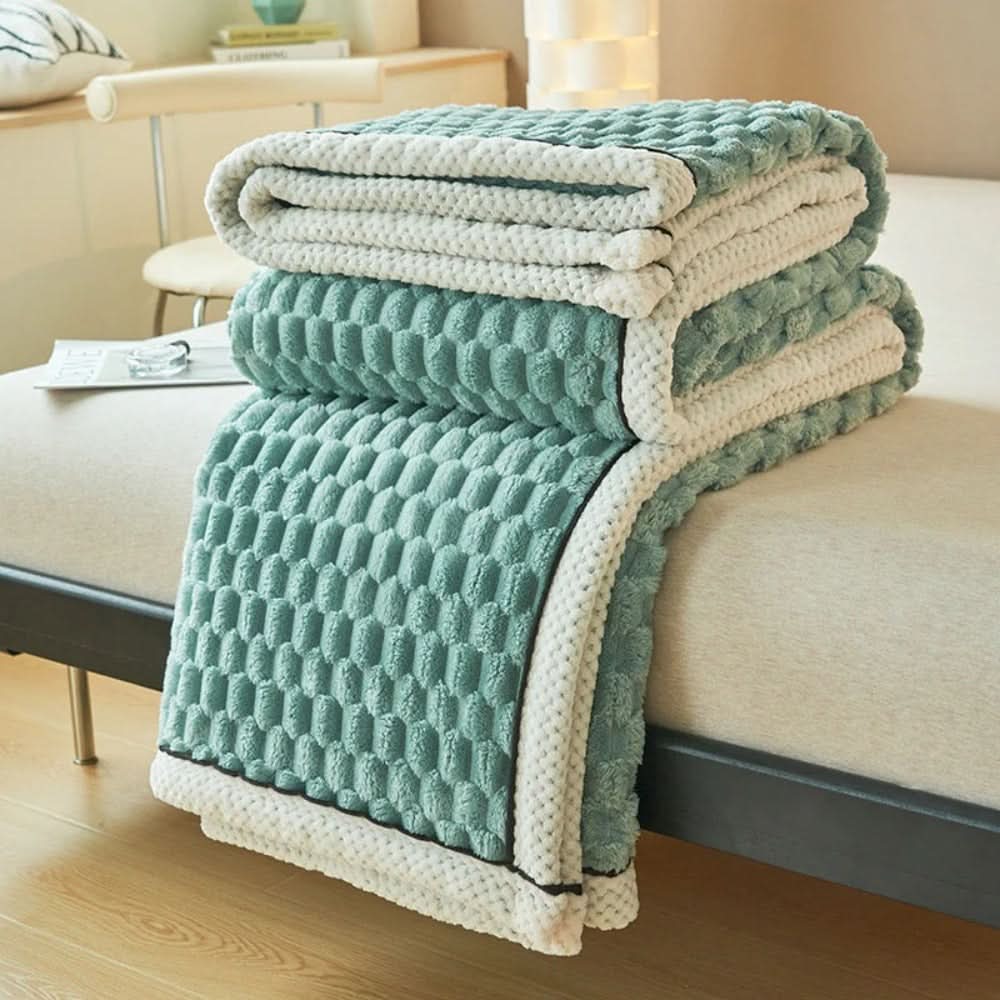CloudSoft Throw Blanket - A Cozy Touch for Every Home
