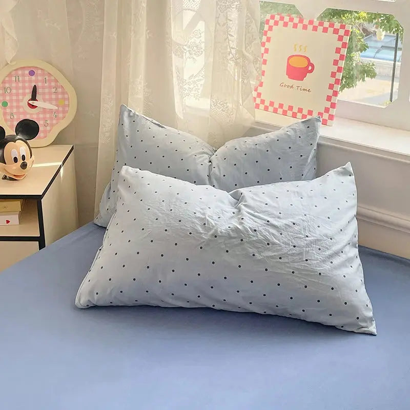 Cozy Comfort Bedding Set - 4-Piece Soft Microfiber Collection for Sleep