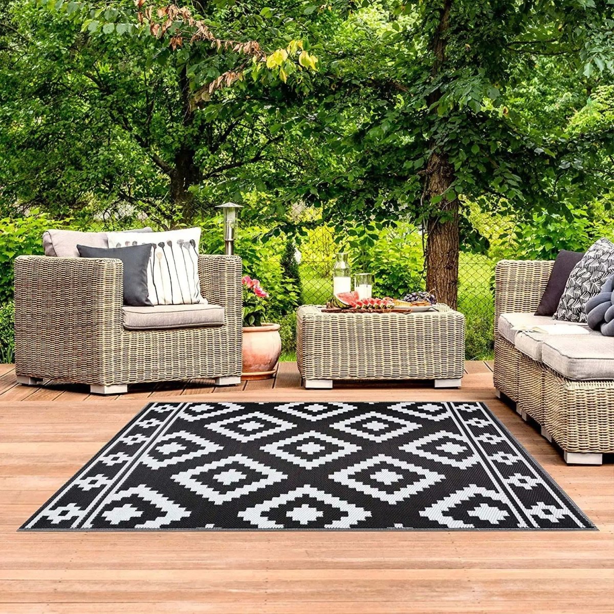 AquaGuard Weather-Resistant Outdoor Area Rug for Easy Care