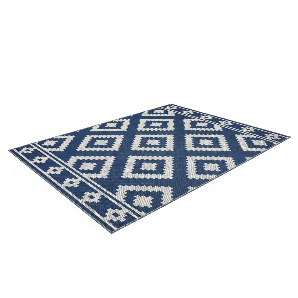 AquaGuard Weather-Resistant Outdoor Area Rug for Easy Care