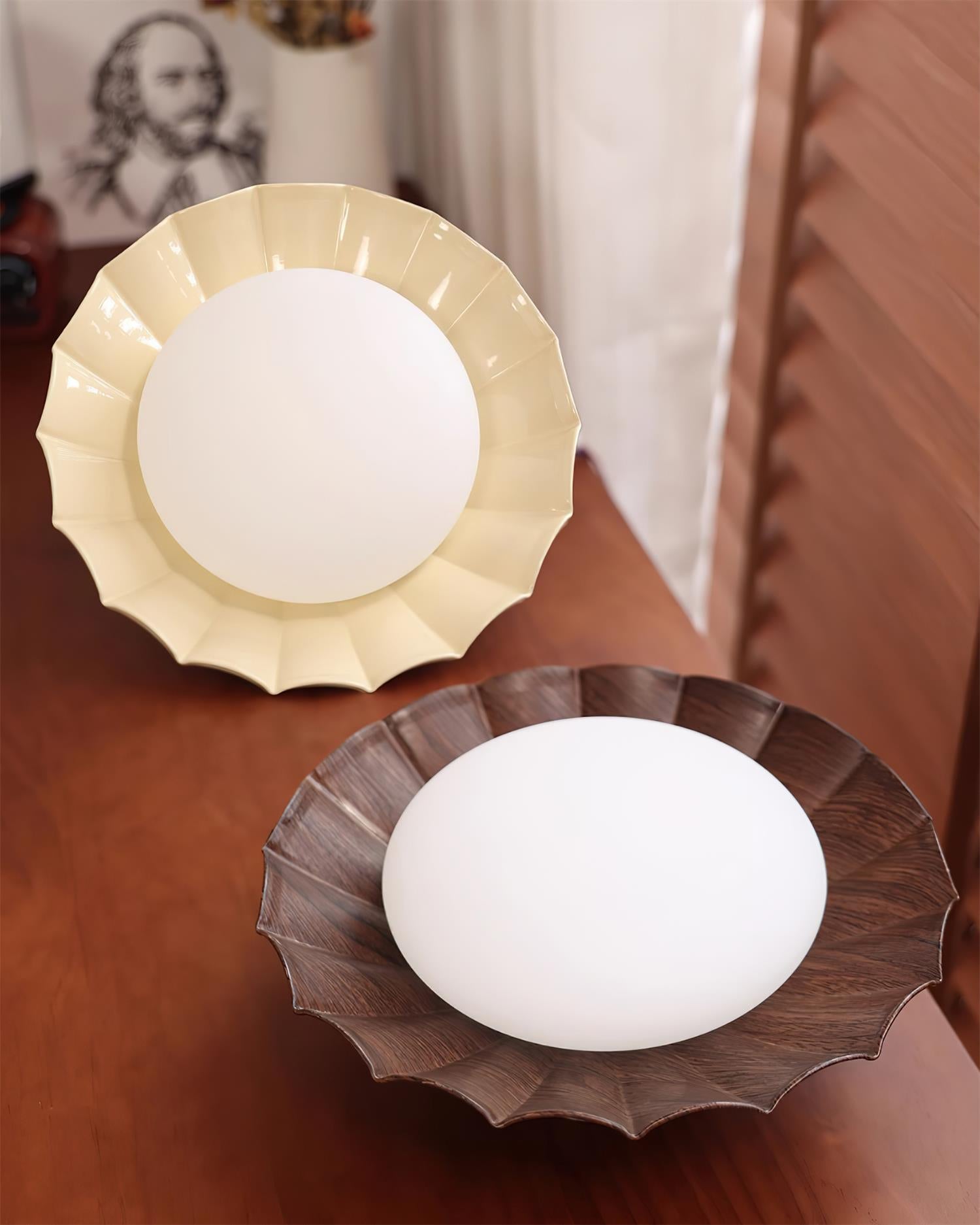 Ceiling Light | Sculptural Wavy Cloud Design | Integrated LED | 25cm Diameter, Moisture-Resistant
