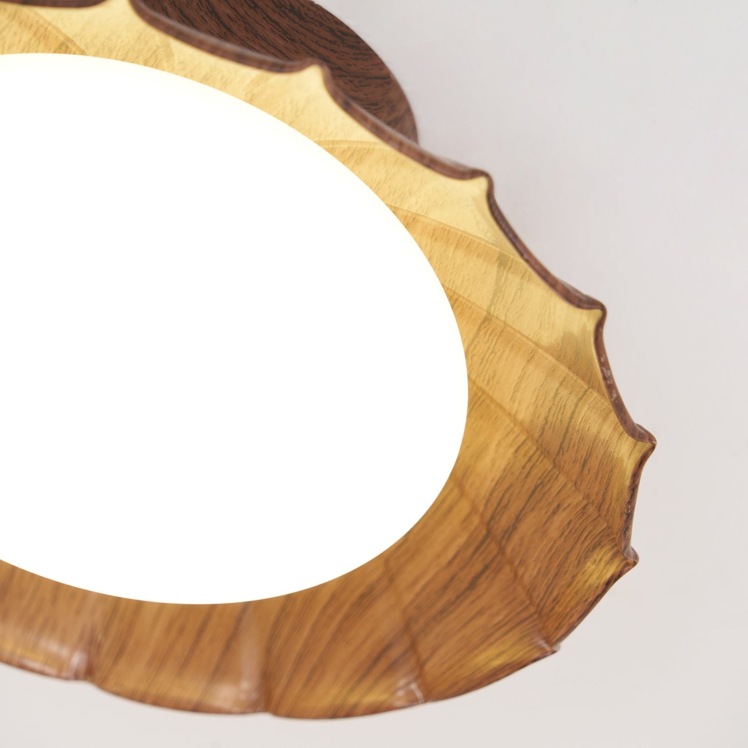Ceiling Light | Sculptural Wavy Cloud Design | Integrated LED | 25cm Diameter, Moisture-Resistant