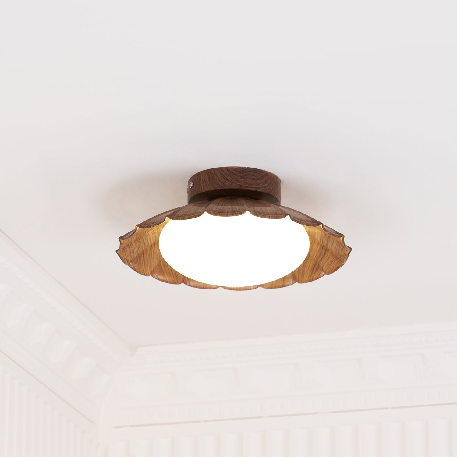 Ceiling Light | Sculptural Wavy Cloud Design | Integrated LED | 25cm Diameter, Moisture-Resistant
