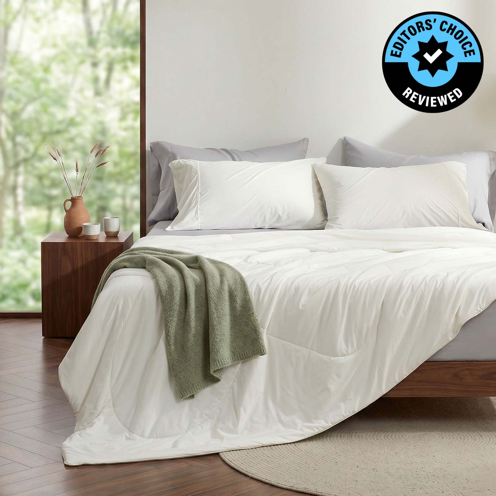 Cooling Comforter | Lightweight Breathable Fabric | Machine Washable | For Hot Sleepers
