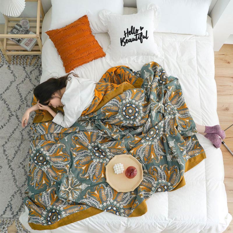 Cotton Quilt | Double-Sided Floral Design | Soft & Breathable | All-Season Comfort