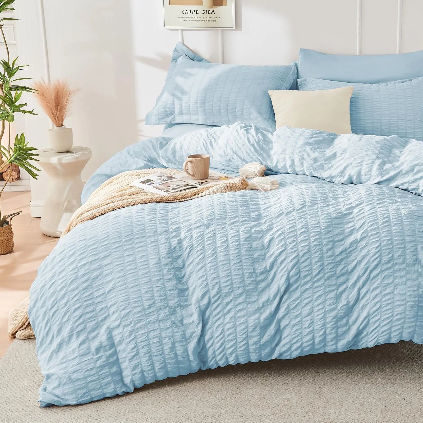Duvet Cover Set | Brushed Microfiber Seersucker | Zipper Closure & Corner Ties