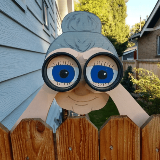 Fence Decoration | Nosy Couple Figurines | Handmade Pinewood & 11.8 in W | Weatherproof Finish