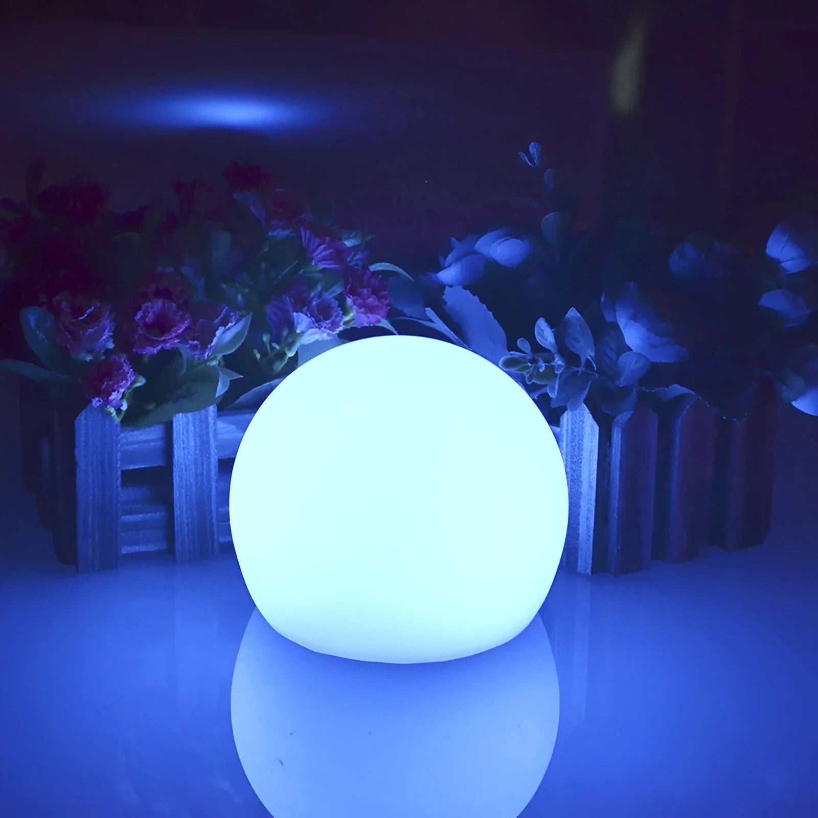 Garden Light | Color-Changing Spherical LED | Weatherproof & Rechargeable | 10-Hour Runtime