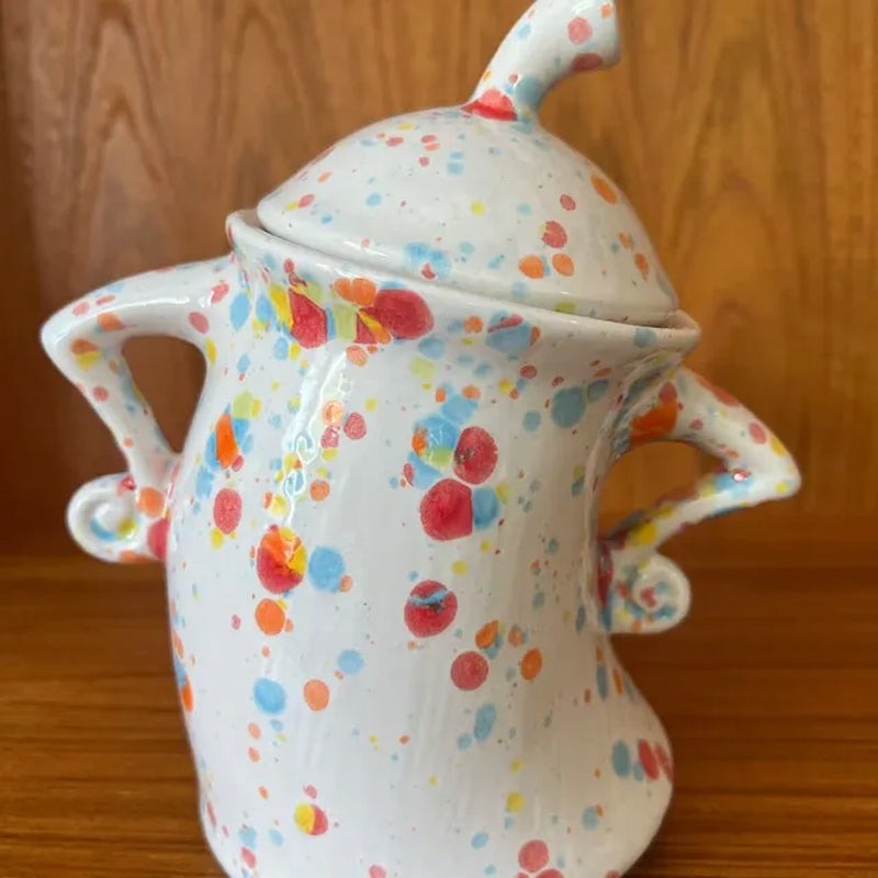 Kitchen Canister | Playful Hands-on-Hips Design | 6.7×7.9 in | Durable Design