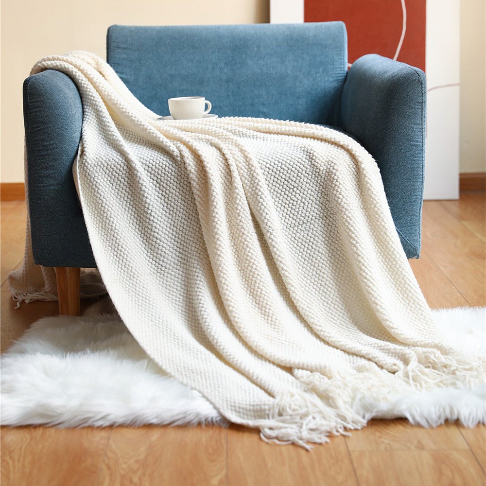 Knitted Throw Blanket | Nordic Design | Soft & Cozy Knit | Living Room & Bedroom