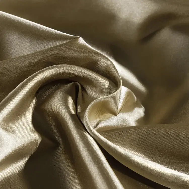 Mulberry Silk Bedding Set | Temperature-Regulating Luxury | 4-Piece Duvet Cover & Pillowcases