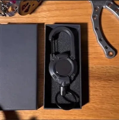Tactical Retractable Keychain | Heavy-Duty Spring Carabiner | Metal & 65cm Cord | Outdoor Use
