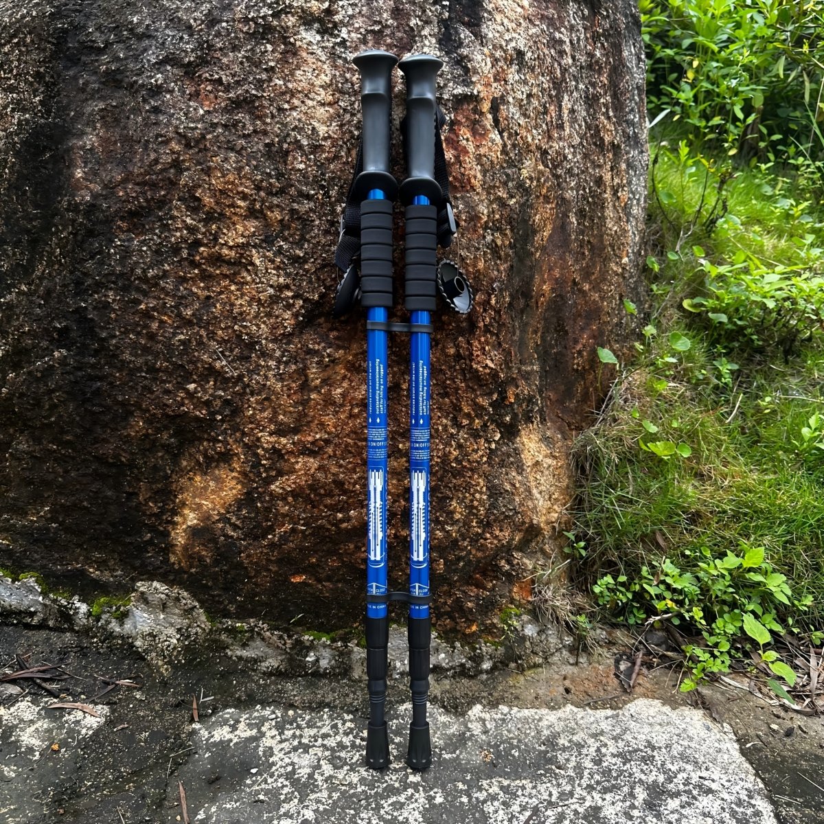 Trekking Poles | Adjustable Aluminum Telescopic | Shock-Absorbing Rubber Grip | Lightweight