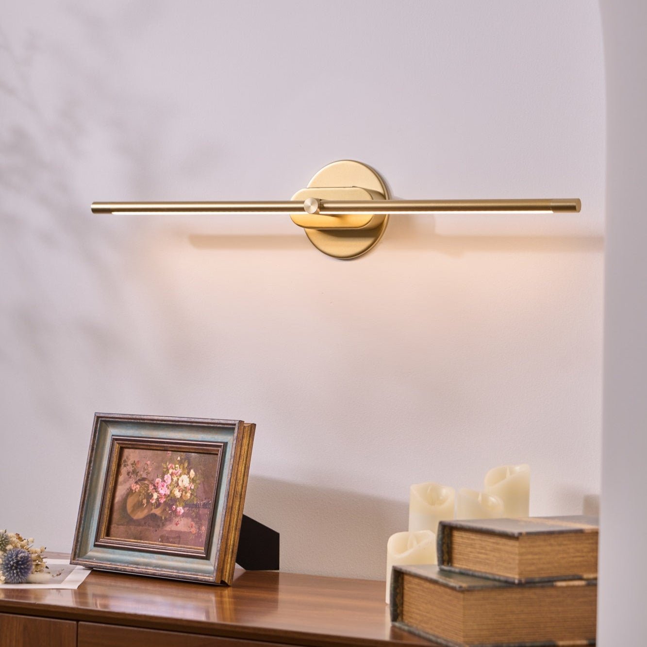 Wall Light | Slim Magnetic Adjustable LED | USB Rechargeable