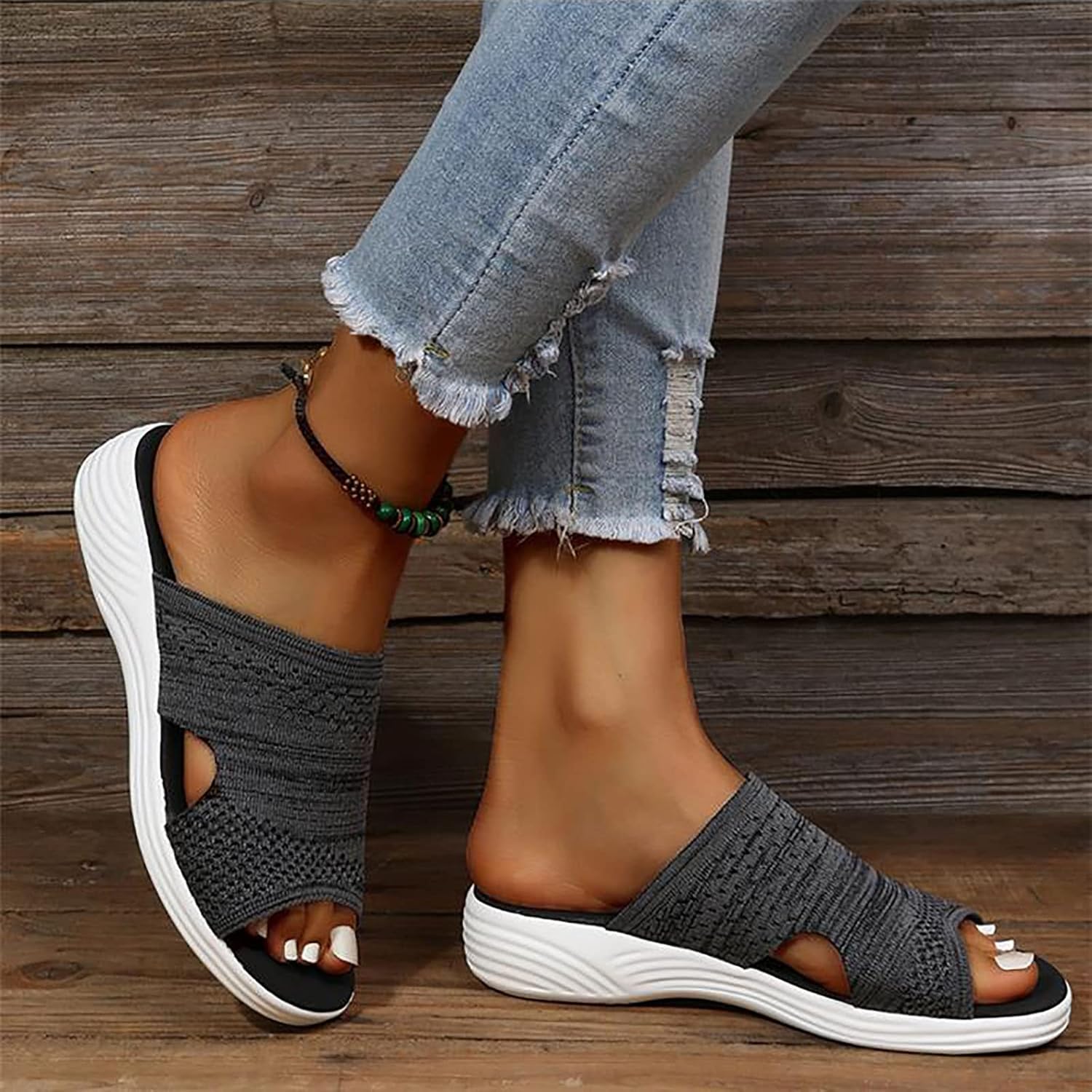 Women's Slippers | Shock-Absorbing Sole | Breathable Mesh Upper | Comfortable Fit