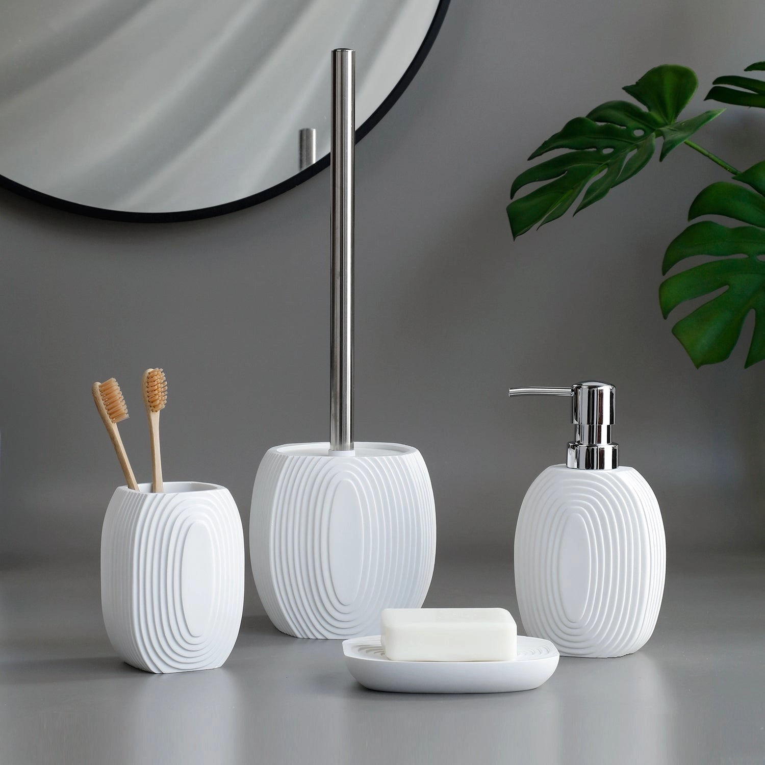 Black Ribbed Bathroom Set - Modern Minimalist Accessories