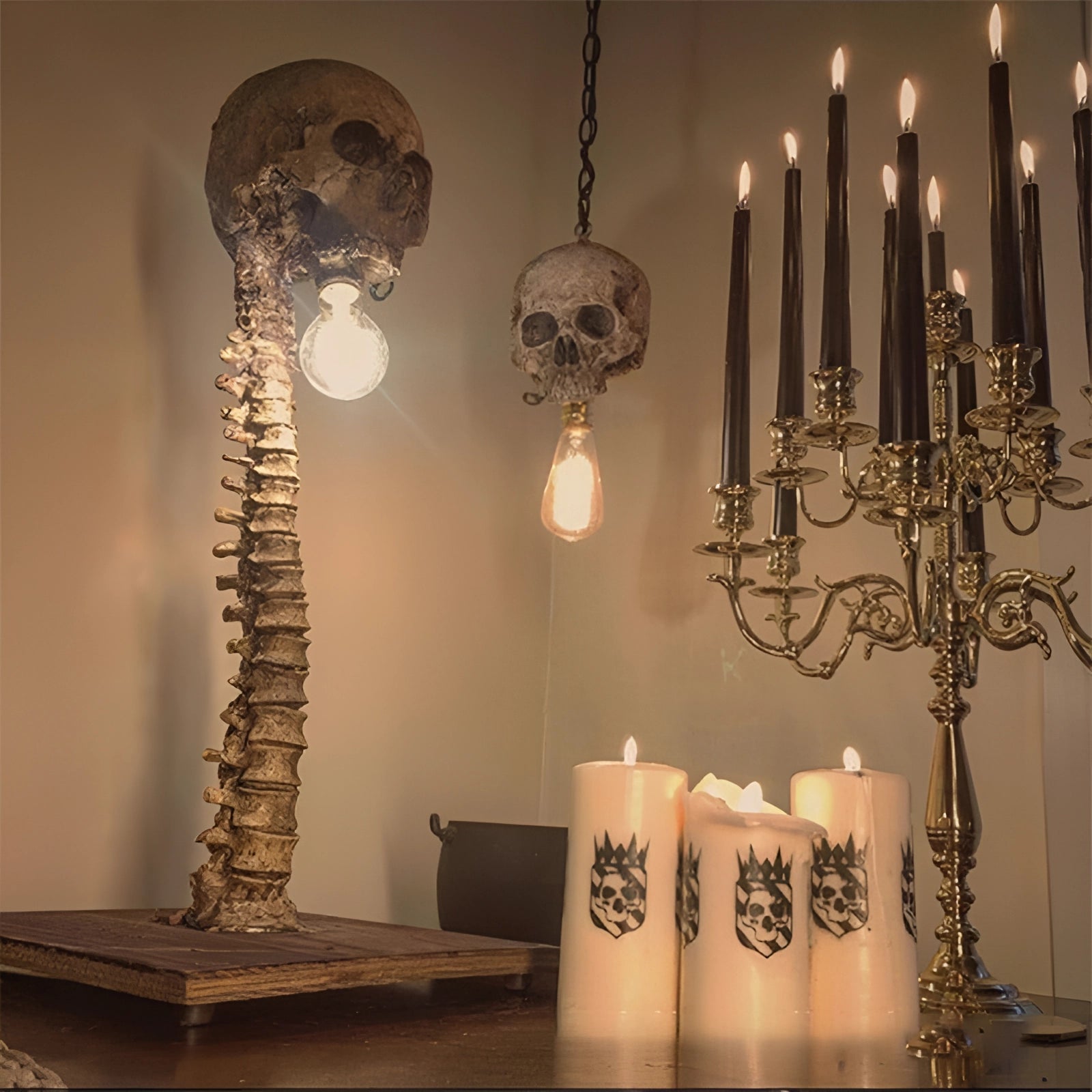 Eerie Glow Skull and Spine Lamp for Chilling Decor