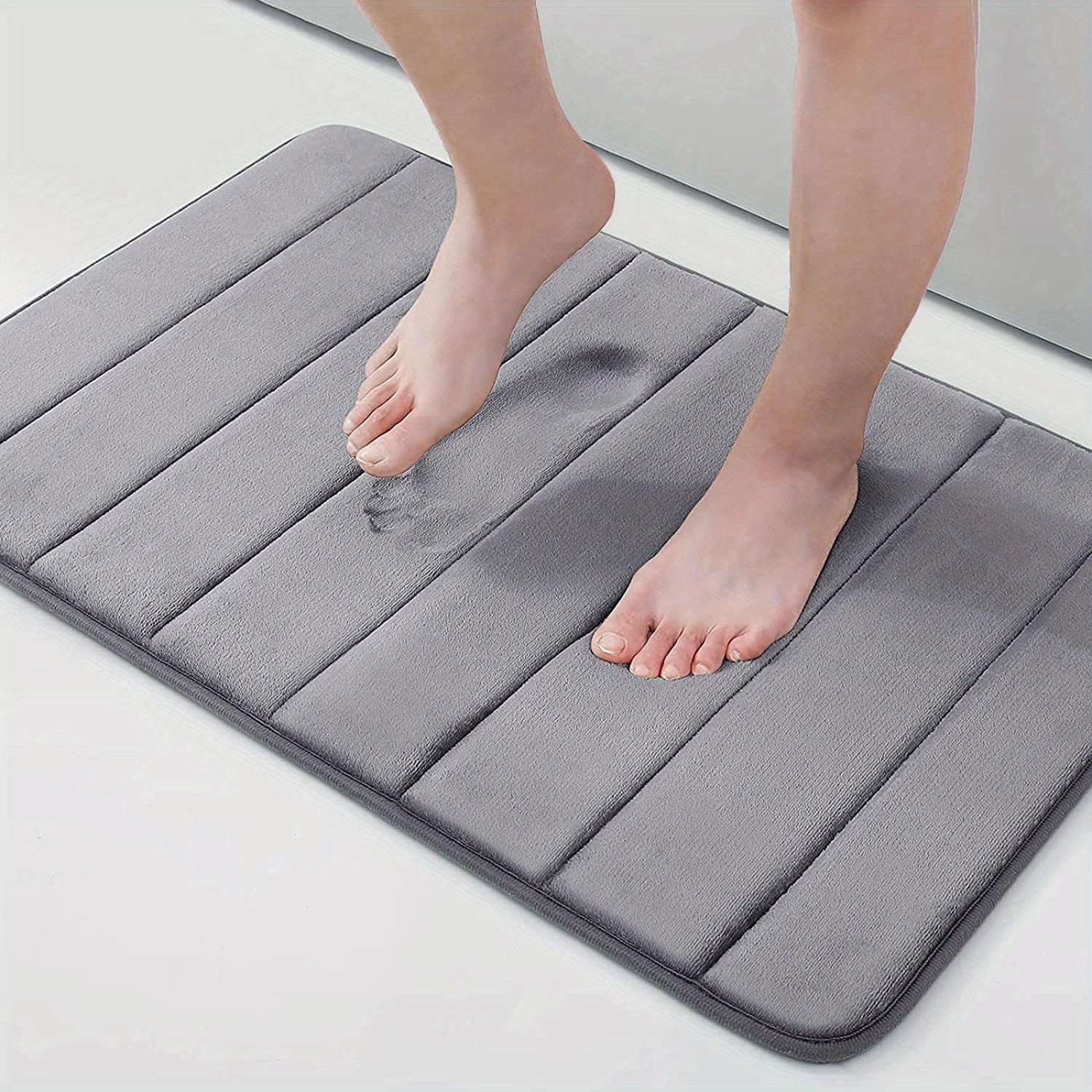 Non-Slip Quick-Dry Grey Microfiber Bath Mat - Water-Absorbent