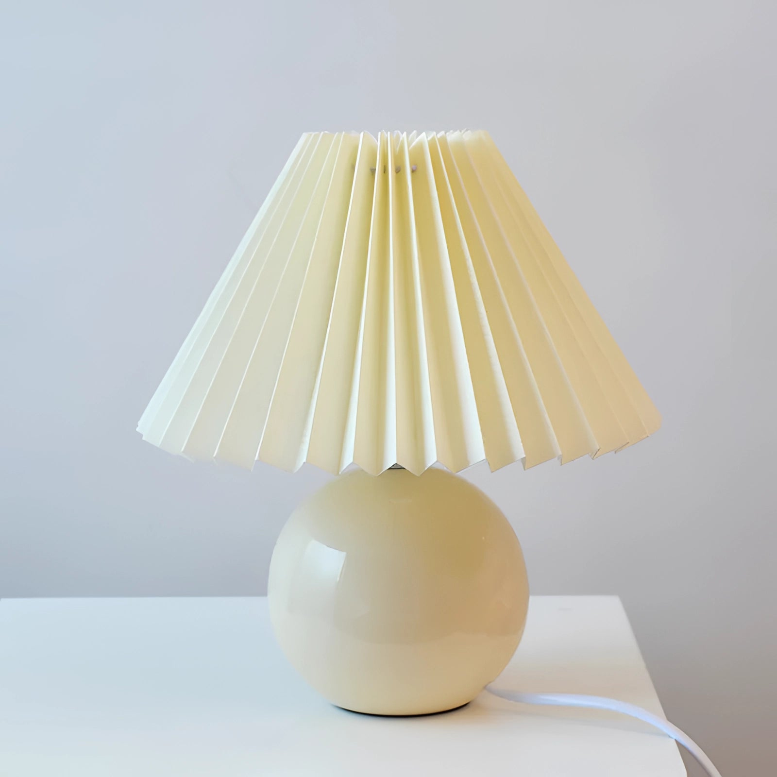 Pink Ceramic Table Lamp with Pleated Shade - Modern Pastel Decor