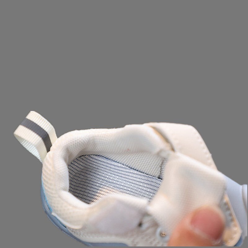 Flexible Walking Shoes for Growing Feet