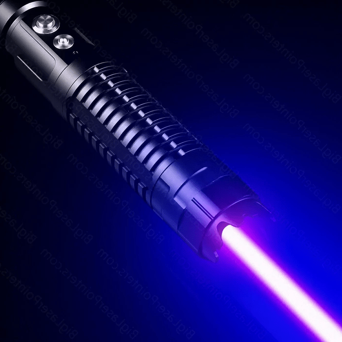 Adjustable Focus LED Flashlight – Sturdy Aluminum for Outdoor Use