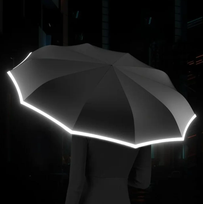 Reflective Edge Umbrella Designed for Stormy Weather