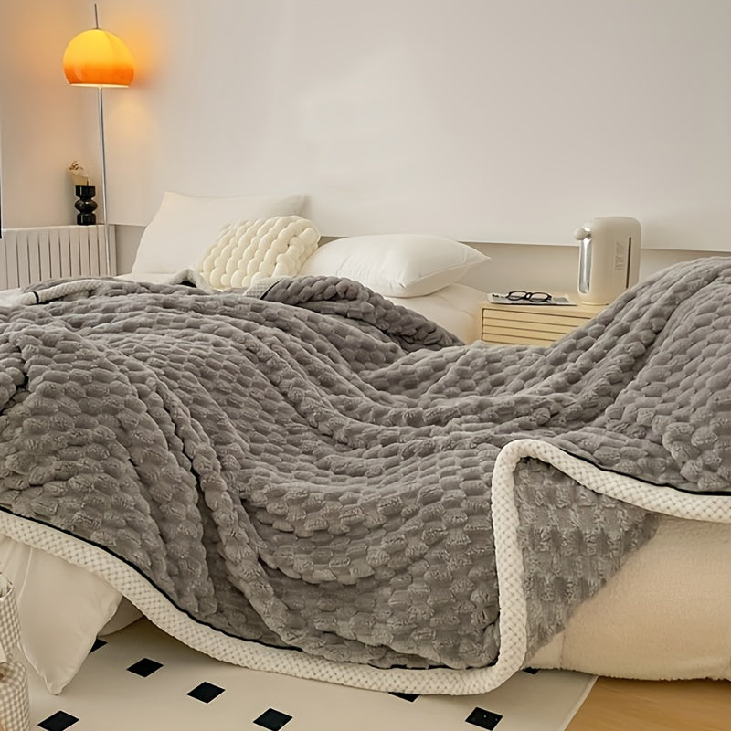 Lightweight Microfiber Blanket – Soft and Cozy for Everyone
