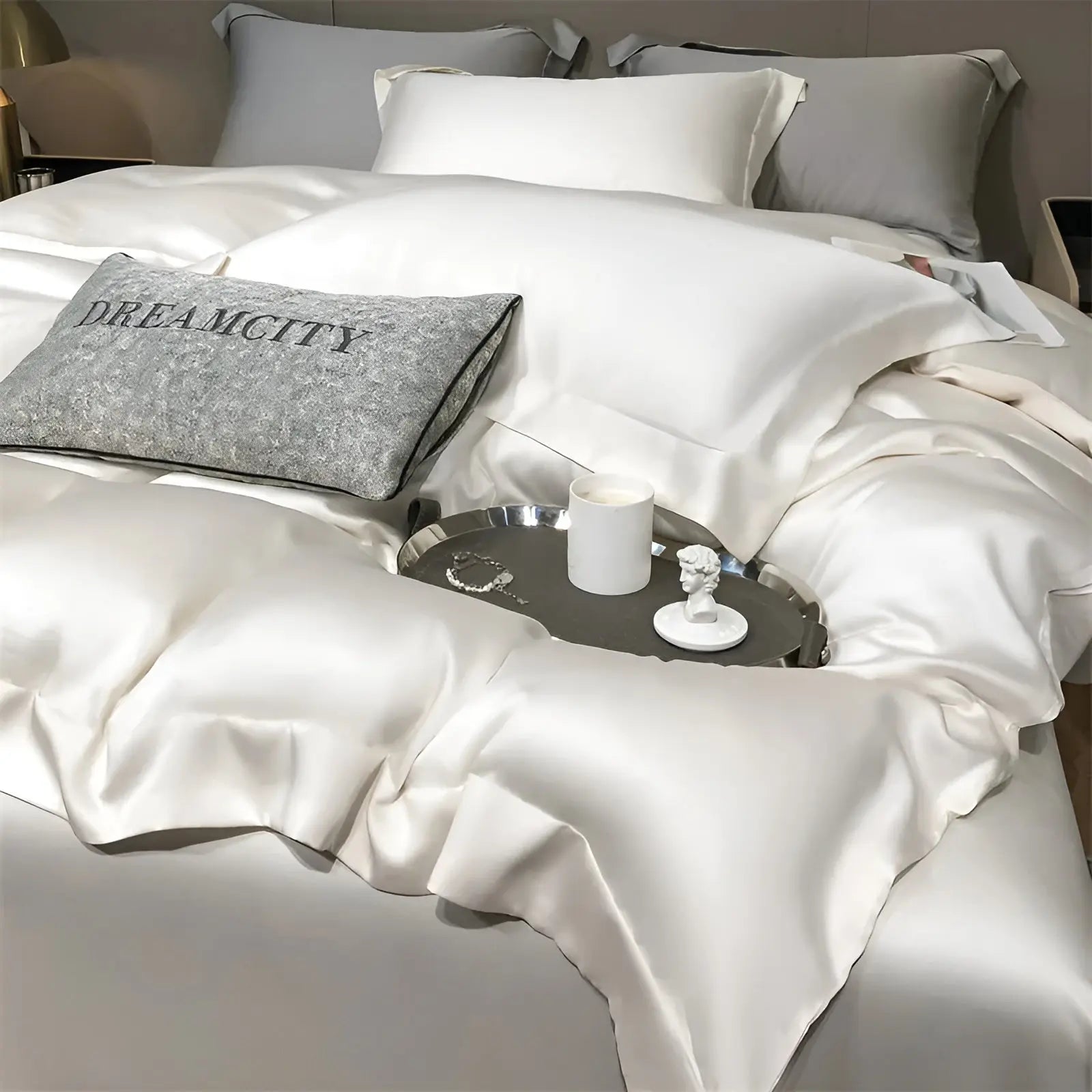 Bamboo Bedding Set - Silky Soft Fabric for All-Season Temperature Control